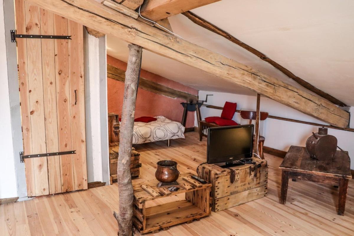 فندق Le Moulin De Chamambard Saint-Denis-les-Bourg المظهر الخارجي الصورة